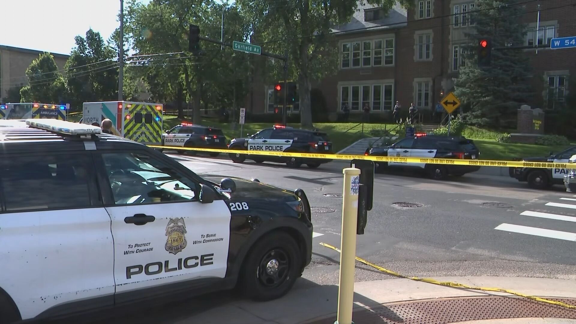 У США трапилася стрілянина у католицькій школі: є загиблі діти, багато поранених