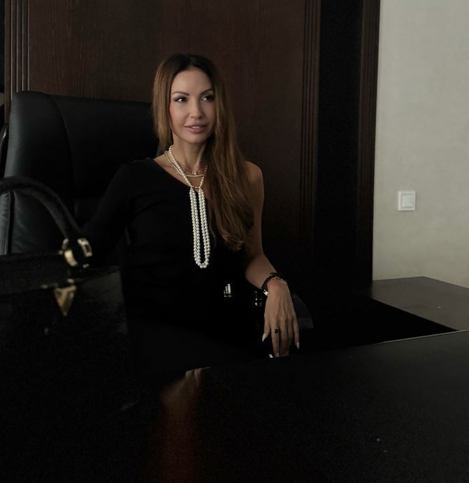 "Там такая "Санта-Барбара", что не разобраться". "Подруга" Камалии, которую певица обвинила в предательстве, раскрыла подробности конфликта