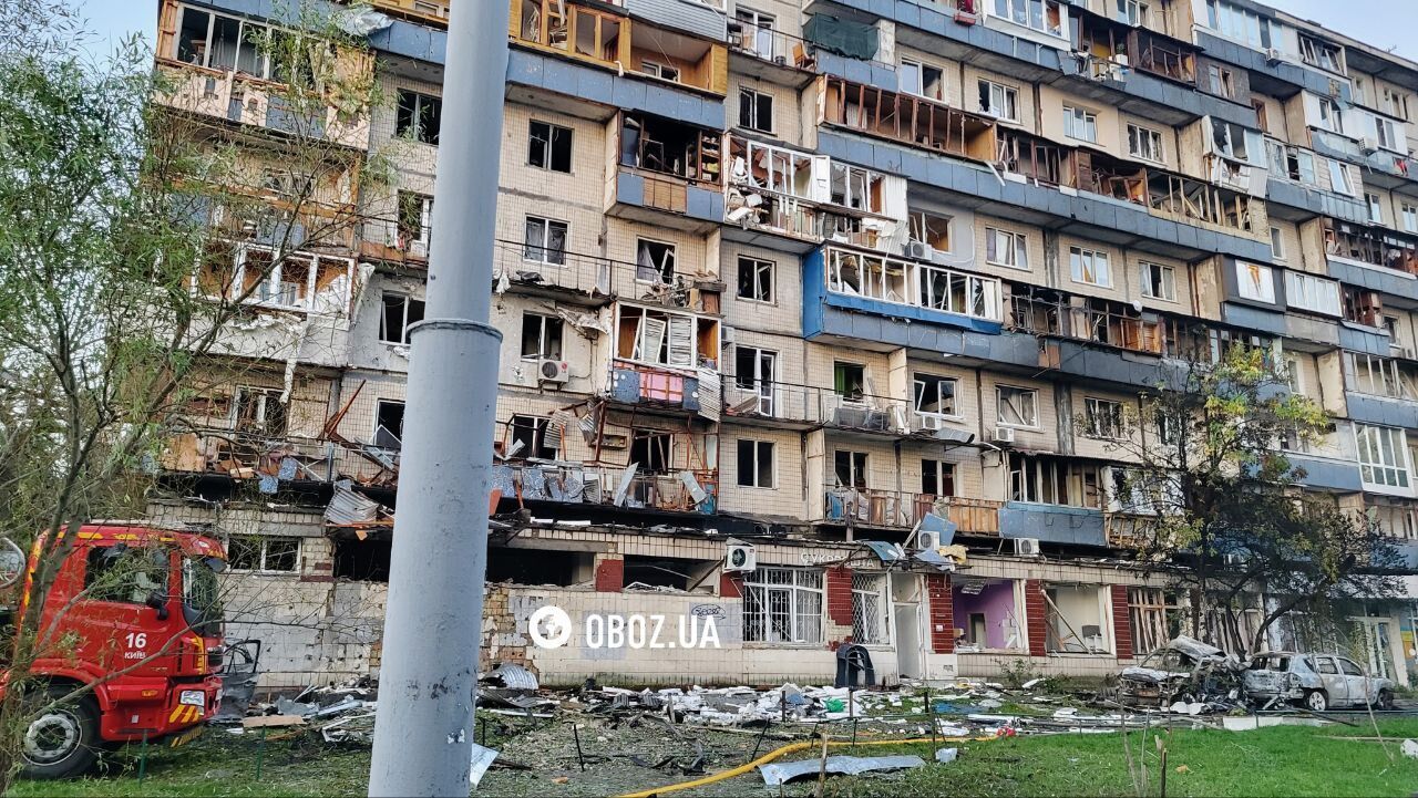 Київ у диму після ворожої атаки: кількість загиблих і постраждалих зросла. Фото і відео