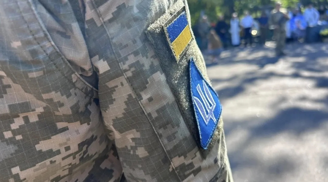 Загинув під час заходу МіГ-29 на посадку: у Кропивницькому попрощалися з льотчиком Сергієм Бондарем. Фото