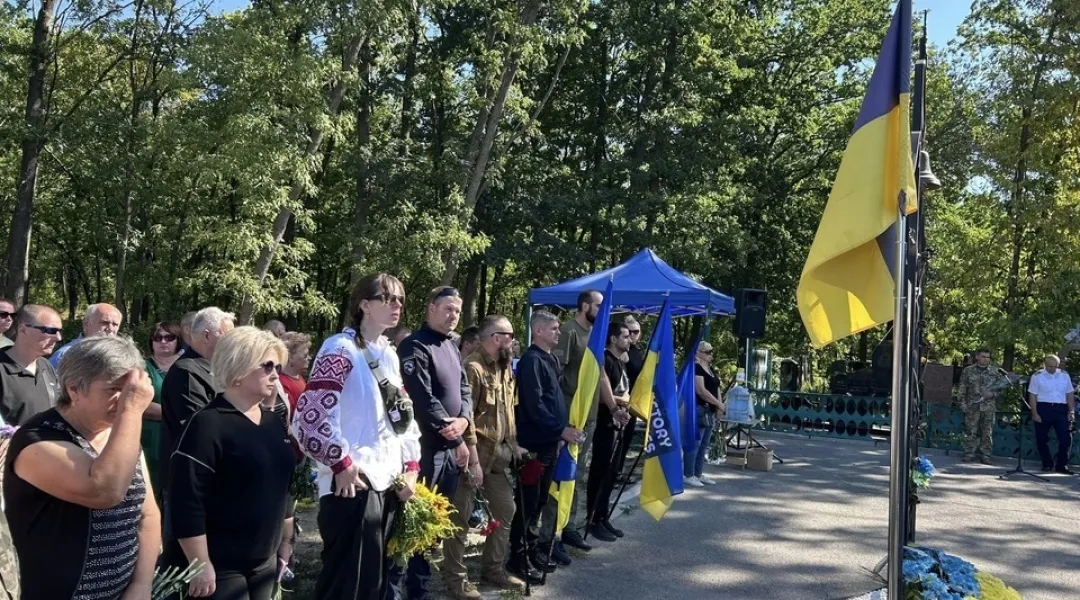 Загинув під час заходу МіГ-29 на посадку: у Кропивницькому попрощалися з льотчиком Сергієм Бондарем. Фото