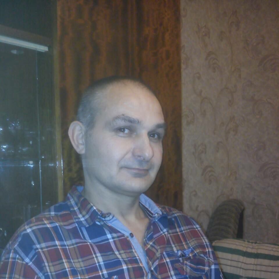 Брат митника вдома