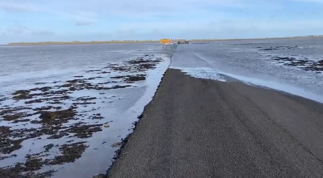 Зникає двічі на день: унікальна дорога в Британії може загрожувати вашій подорожі