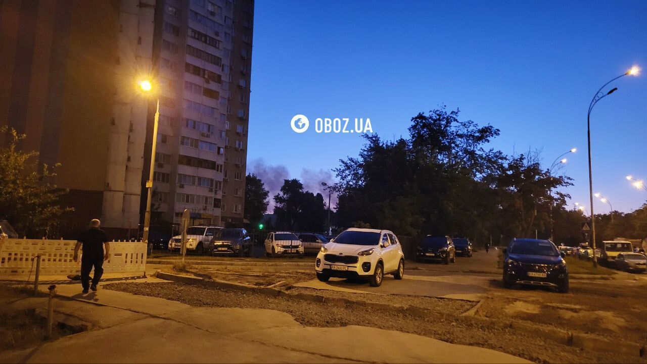 Київ у диму після ворожої атаки: кількість загиблих і постраждалих зросла. Фото і відео