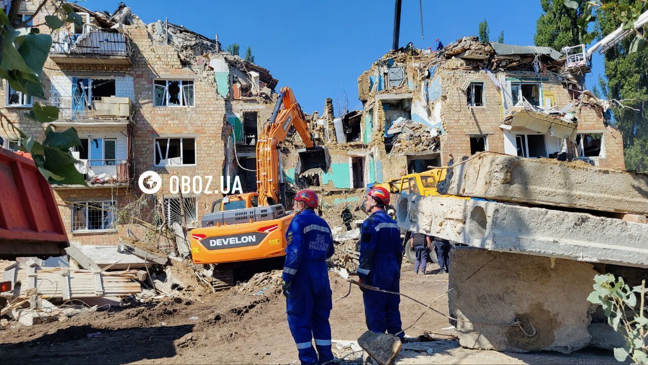 Ужасный удар России по Киеву: повреждены 225 домов, более 5400 выбитых окон. Фото и видео