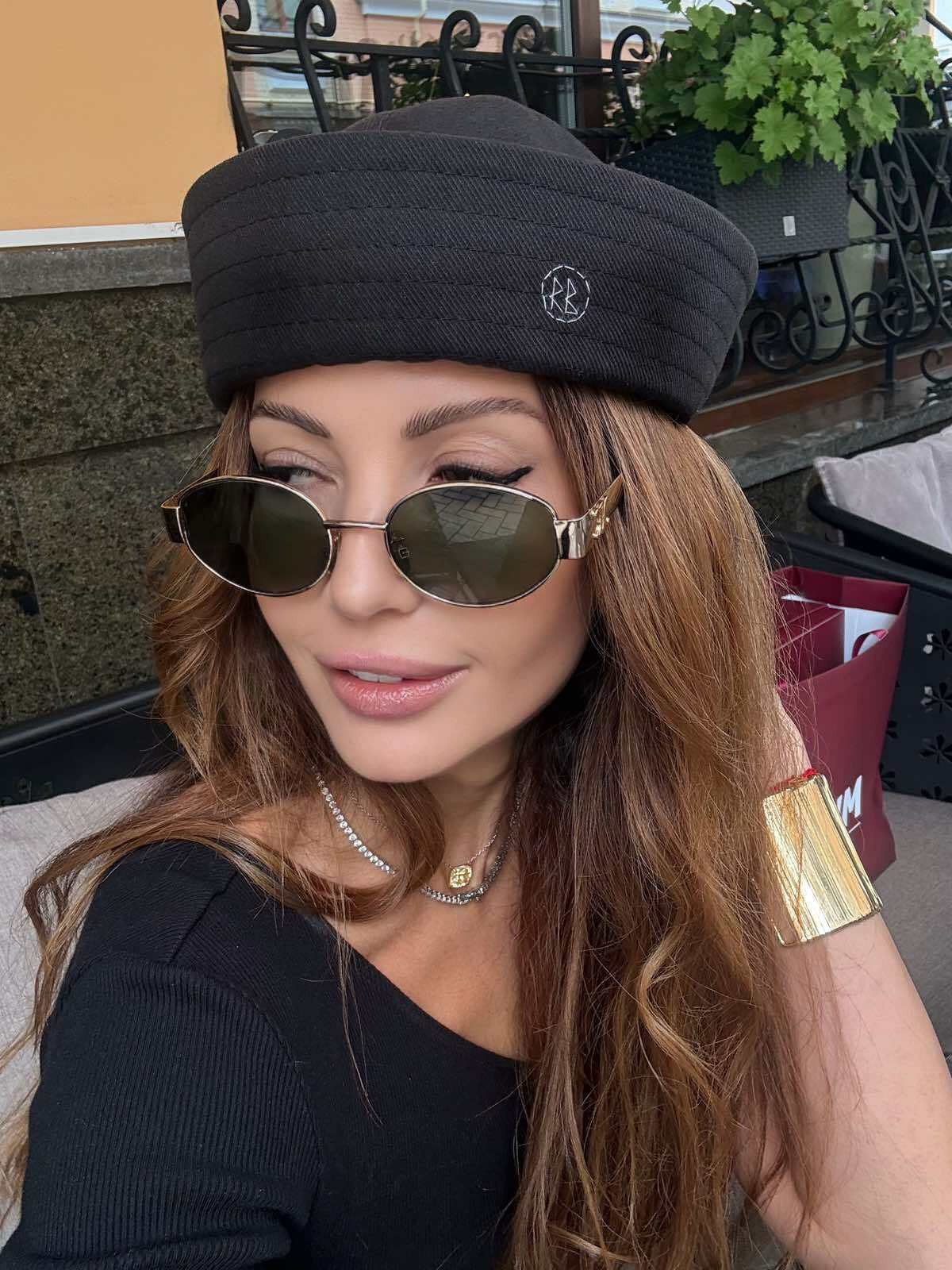 "Там такая "Санта-Барбара", что не разобраться". "Подруга" Камалии, которую певица обвинила в предательстве, раскрыла подробности конфликта