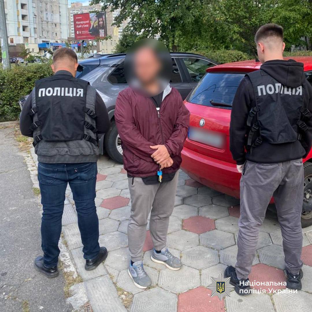 Заробляли на наркотиках 5 млн грн щомісяця: у Києві затримали групу злочинців. Подробиці та фото