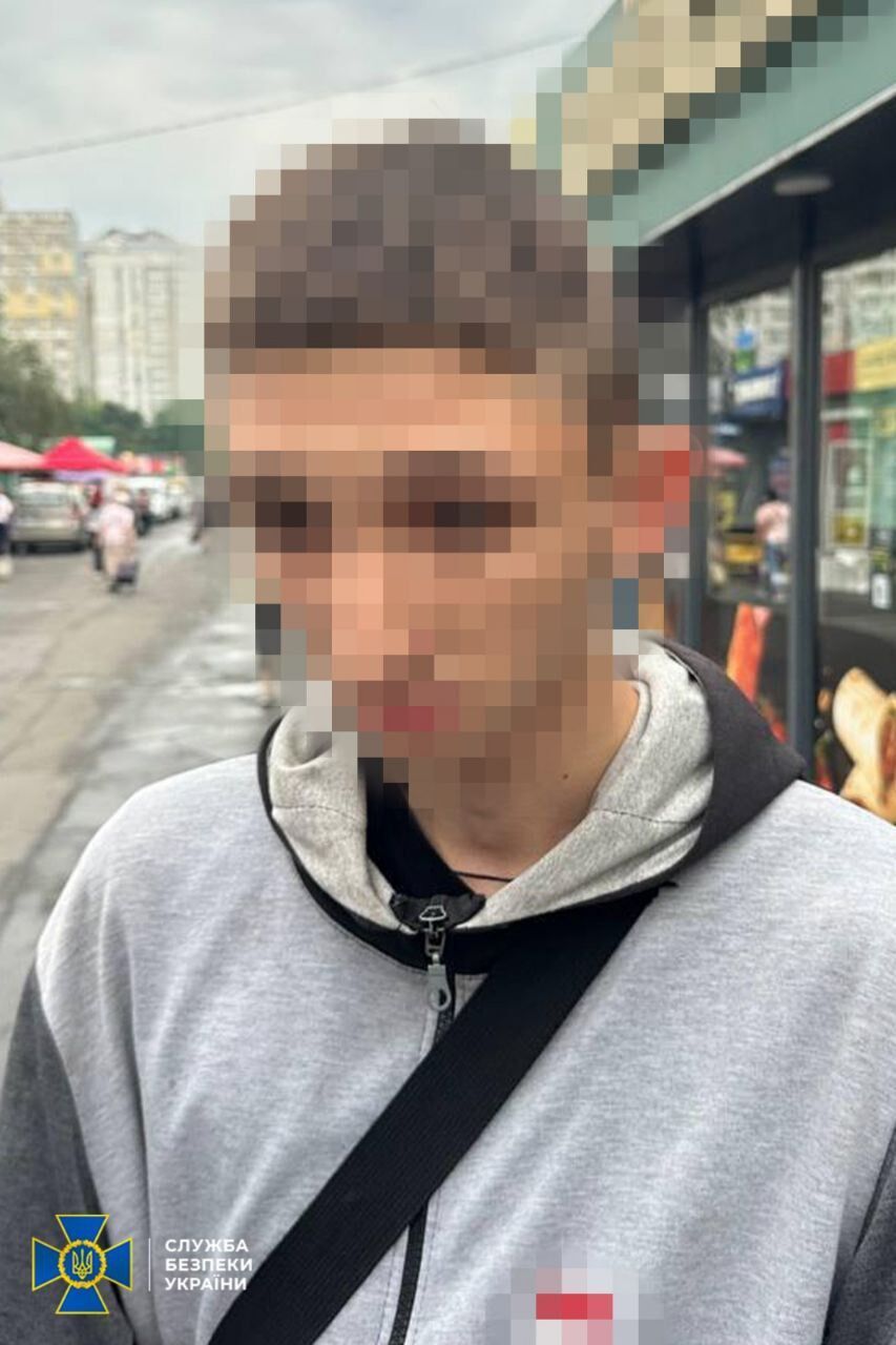 Поджигали авто Сил обороны на Киевщине: правоохранители задержали трех злоумышленников. Фото