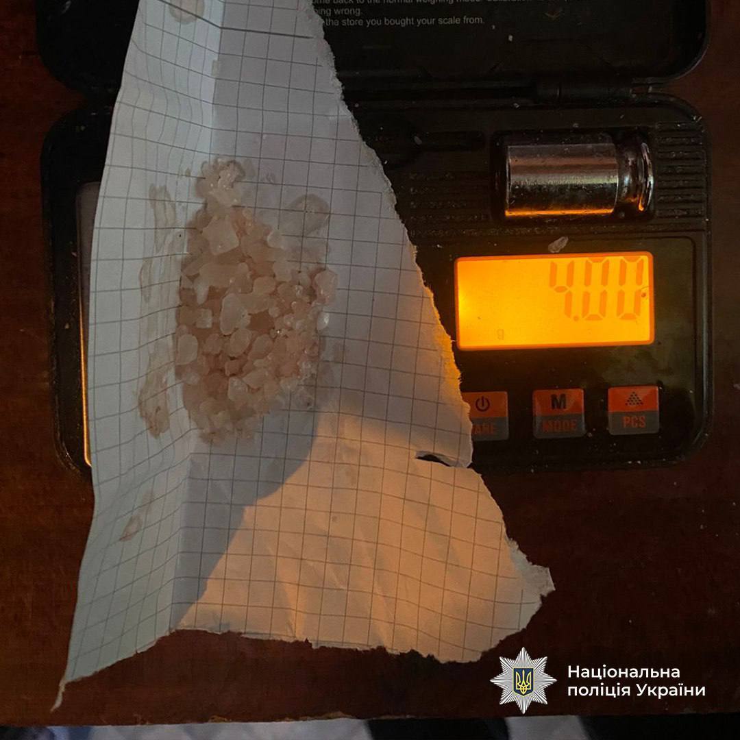 Заробляли на наркотиках 5 млн грн щомісяця: у Києві затримали групу злочинців. Подробиці та фото