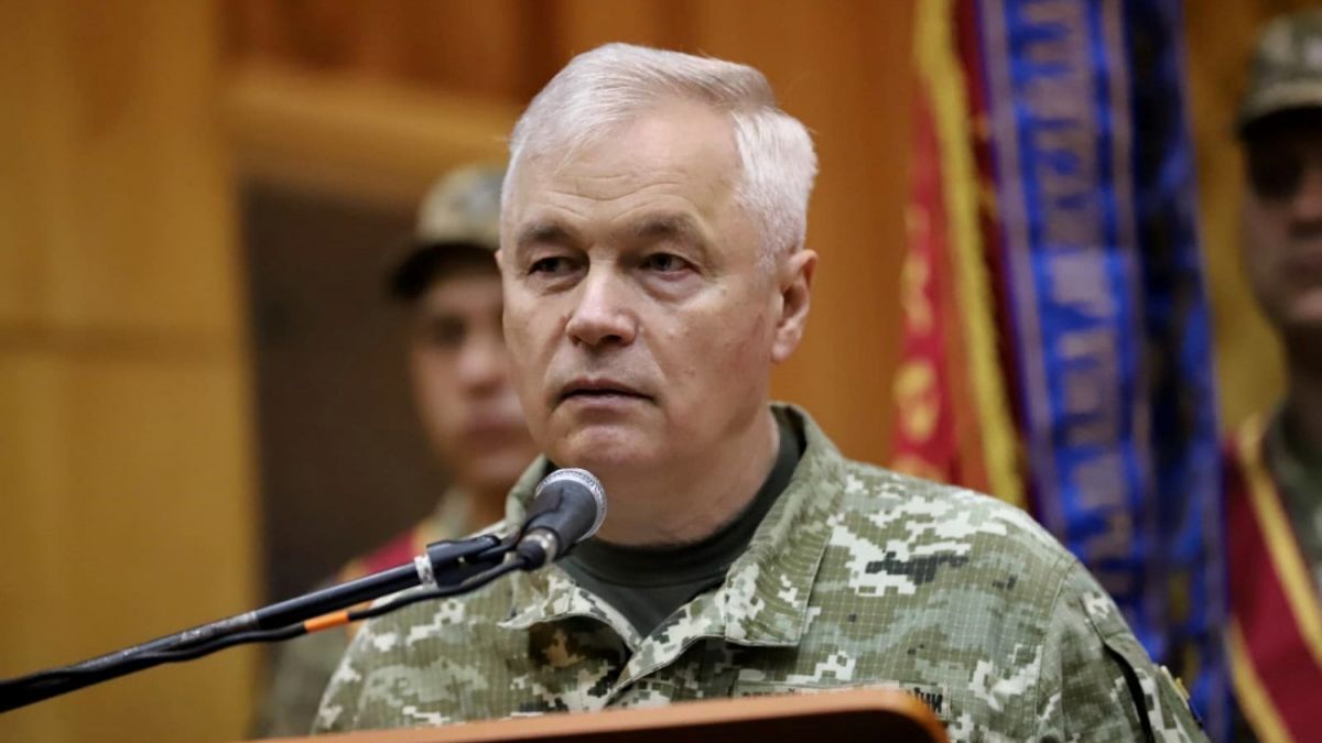 Кривоножко официально возглавил Воздушные силы: чем известен командующий