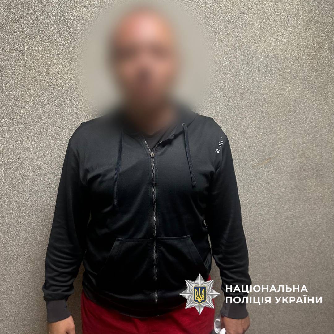 В Харькове мужчина в упор выстрелил в ветерана ВСУ: злоумышленника задержали. Видео 18+