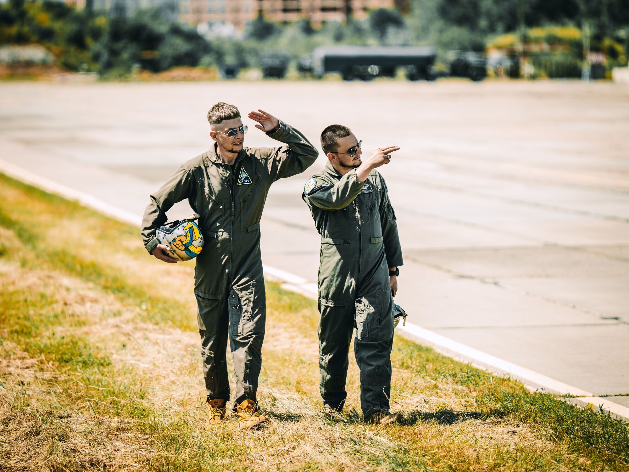 Украинский музыкант Tony Tonite презентовал ко Дню Воздушных сил вдохновляющее видео "Соколы"