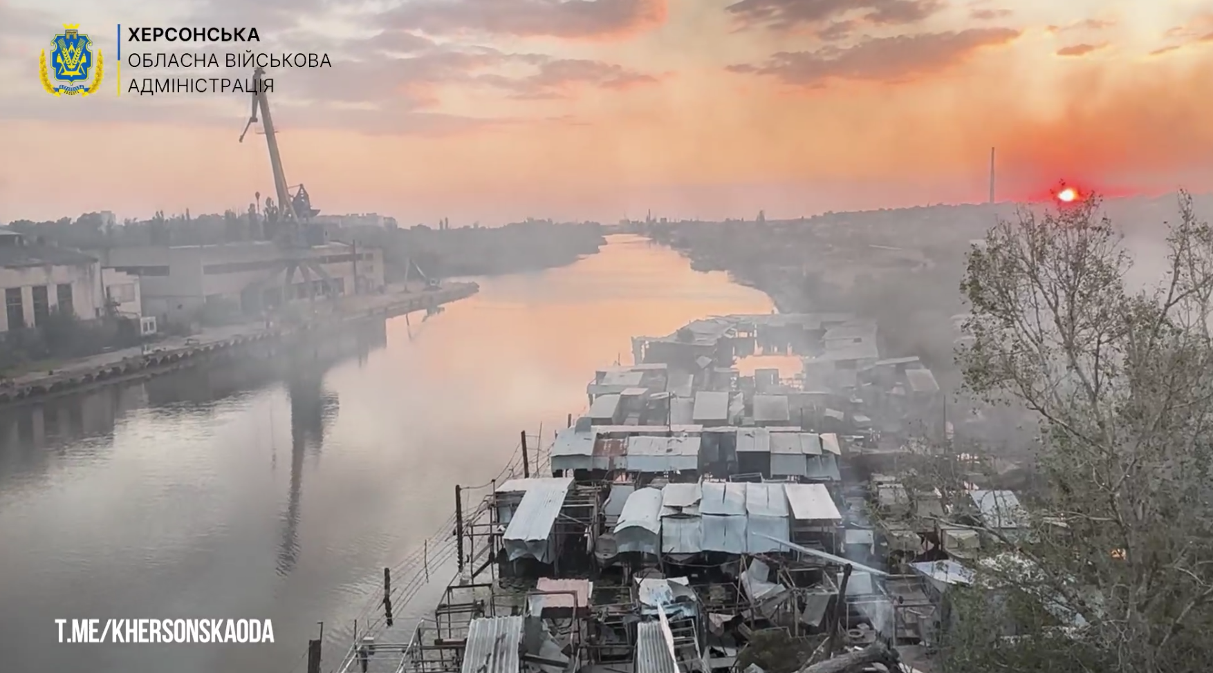 Россия снова атаковала мост в Херсоне: есть погибший. Фото и видео