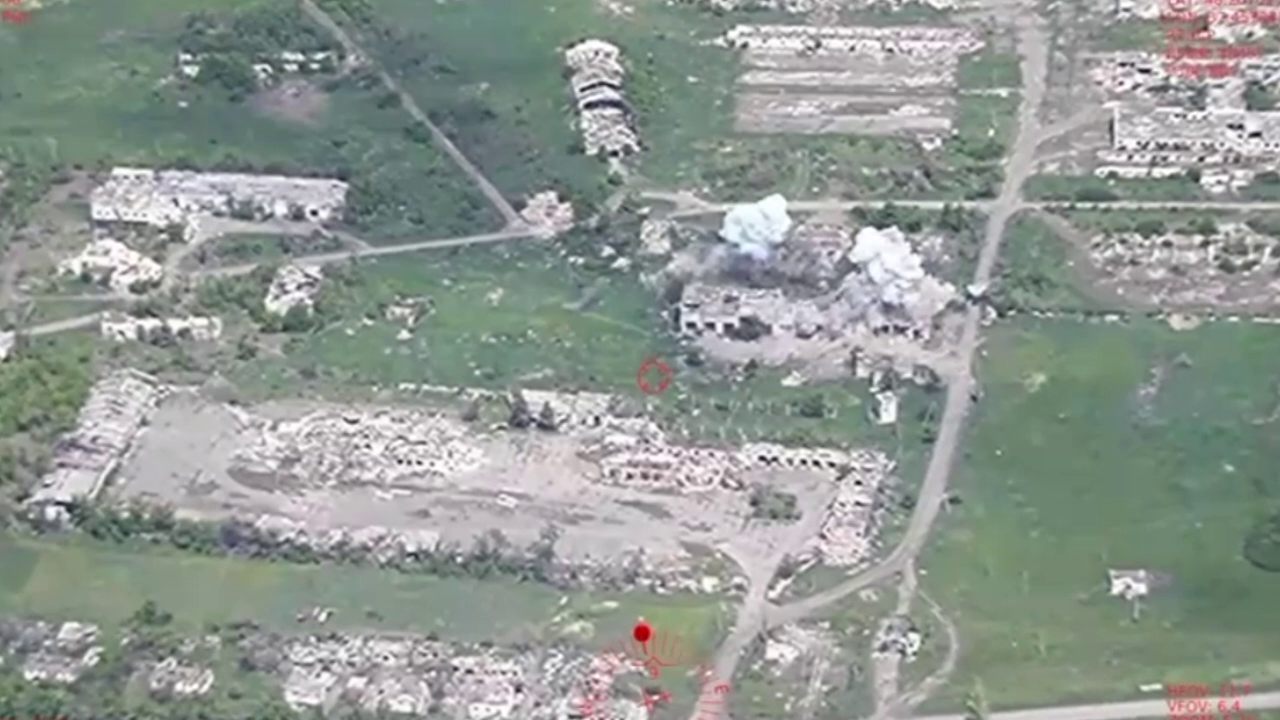 Вы – символ несокрушимости: Воздушные силы ВСУ в День авиации показали мощное видео боевой работы