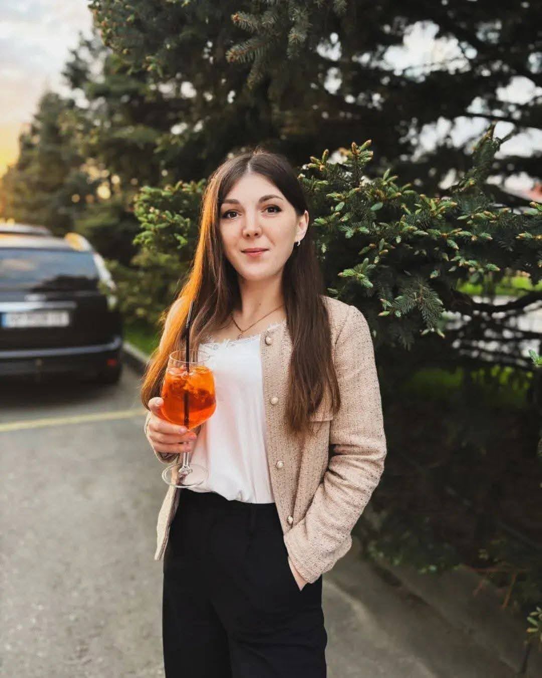 Дитина була довгождана: родичі розповіли про 24-річну Надію та її 2-річну доньку, яких РФ вбила ударом по Києву. Відео