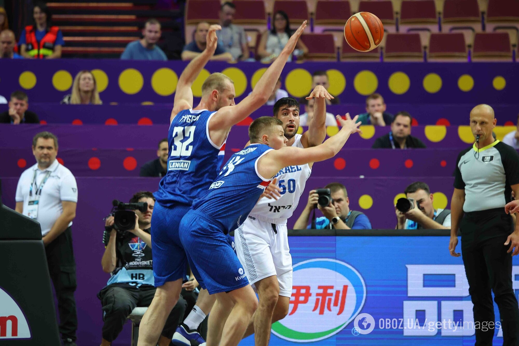 Поляки отметились хамской выходкой в матче Израиля на чемпионате Европы по баскетболу. Видео