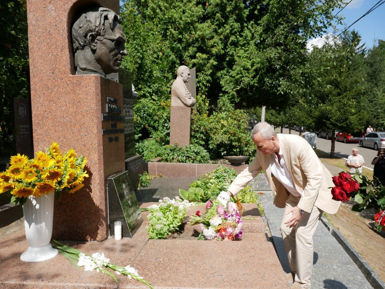 "Піонер комп'ютерної техніки" Віктор Глушков: український учений, під керівництвом якого було створено першу в Європі ЕОМ