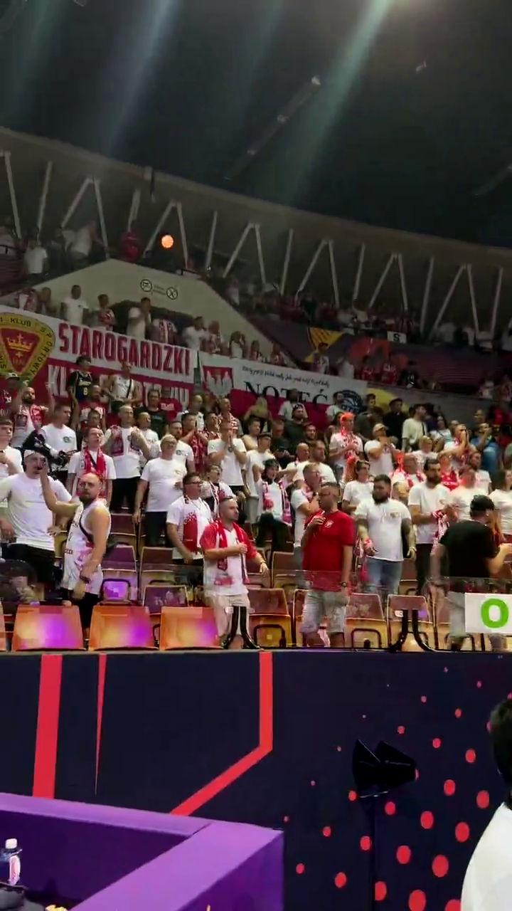 Поляки отметились хамской выходкой в матче Израиля на чемпионате Европы по баскетболу. Видео