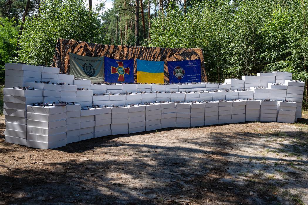 Бійці Нацгвардії отримали ще 2300 безпілотників від Києва