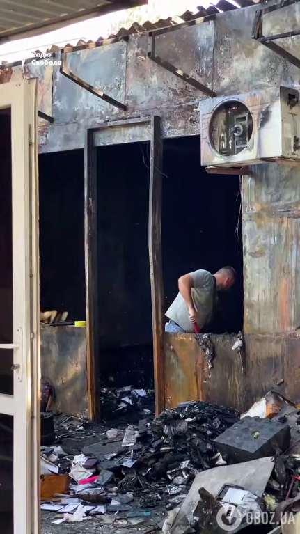 Понівечені павільйони й уламки скрізь: який вигляд має радіоринок в Одесі після російської атаки. Відео