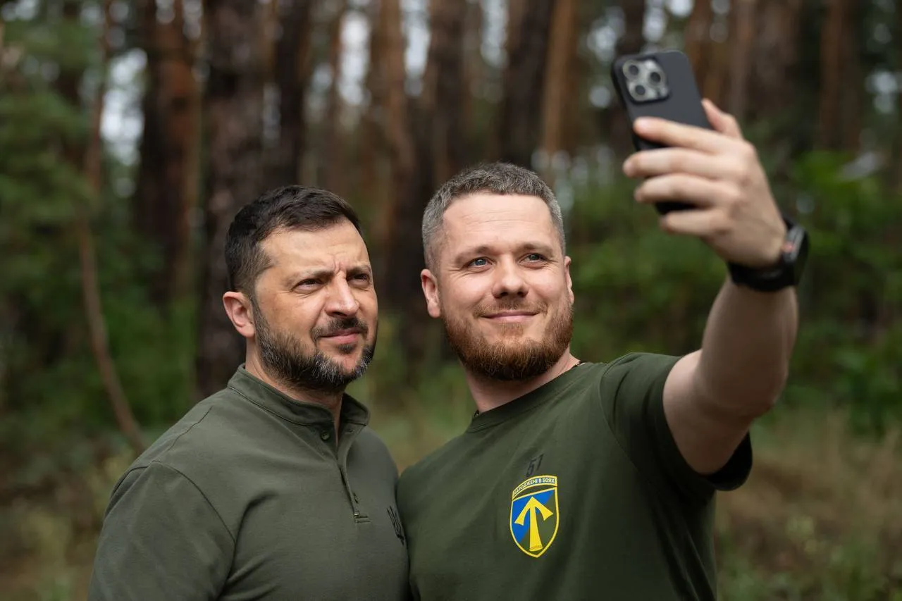 Фіксують найманців із Китаю та країн Африки: Зеленський на Харківщині відзначив нагородами оборонців Вовчанського та Липецького напрямків. Фото і відео