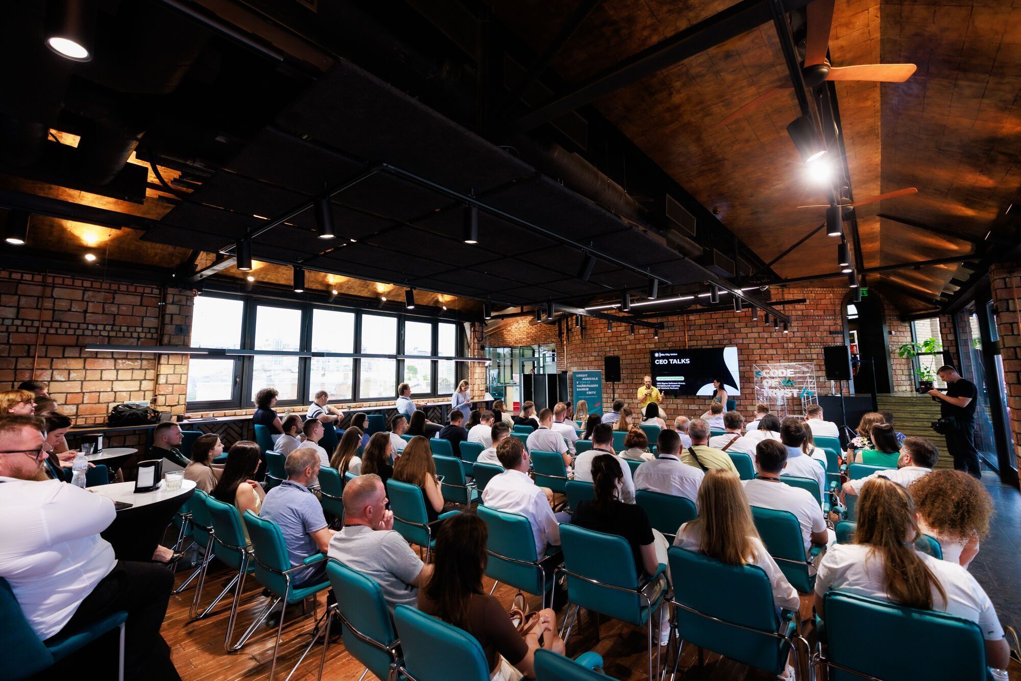 Favbet Tech поддержала новое событие CEO Talks, посвященное развитию ИТ-бизнеса во времена турбулентности