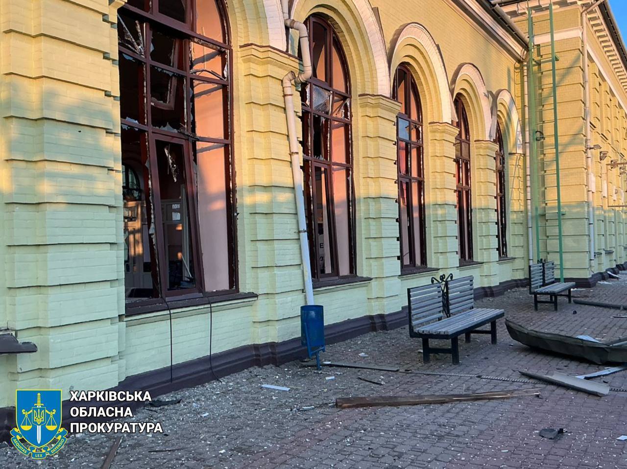 Лозова на Харківщині пережила наймасованіший удар з початку війни, є жертви: Зеленський відреагував на атаку РФ. Фото і відео