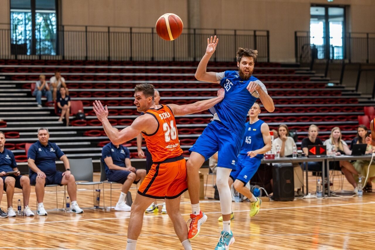 Україна стартує у відборі ЧС із баскетболу: розбираємося в ситуації навколо команди Багатскіса