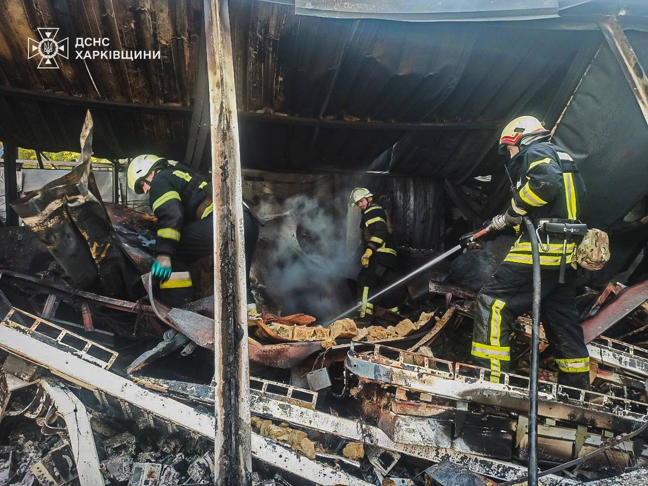 Лозова на Харківщині пережила наймасованіший удар з початку війни, є жертви: Зеленський відреагував на атаку РФ. Фото і відео