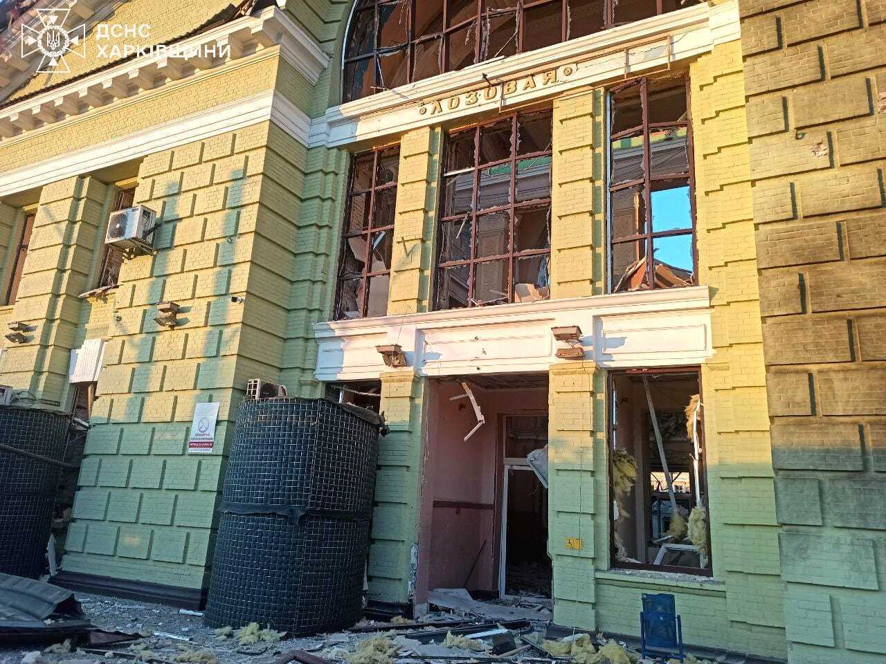 Лозова на Харківщині пережила наймасованіший удар з початку війни, є жертви: Зеленський відреагував на атаку РФ. Фото і відео