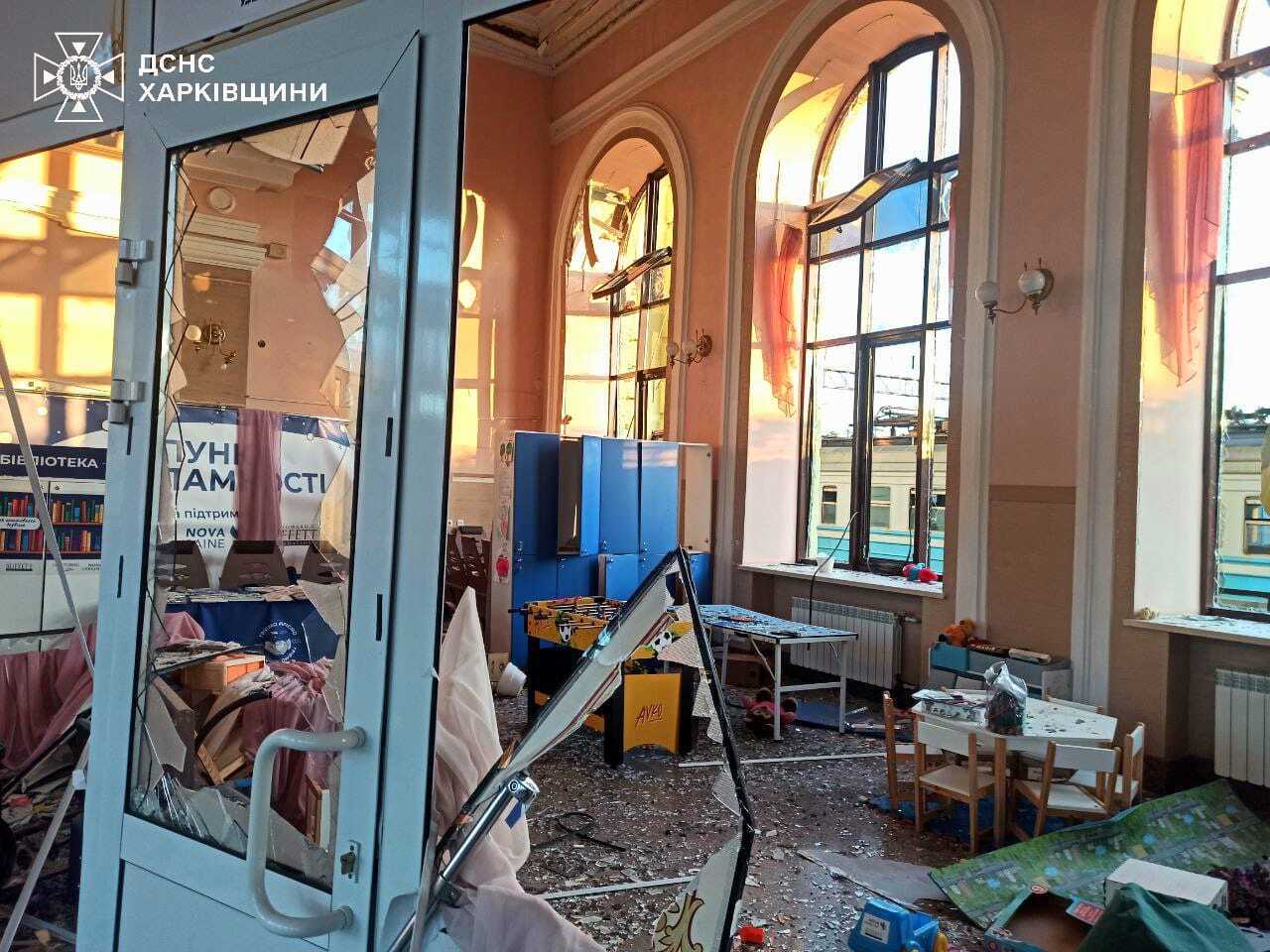 Лозова на Харківщині пережила наймасованіший удар з початку війни, є жертви: Зеленський відреагував на атаку РФ. Фото і відео