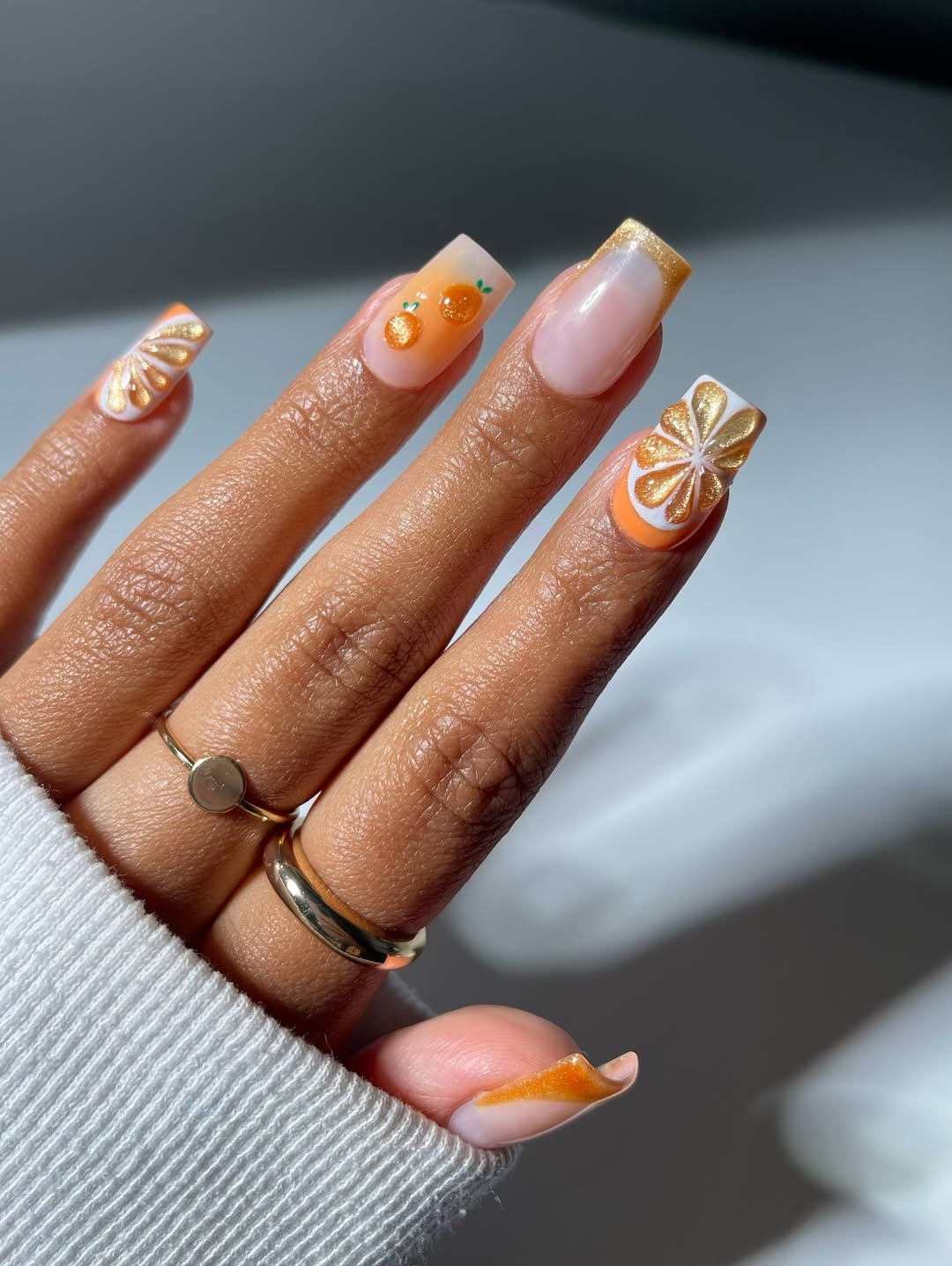 Встигніть зробити: фруктовий манікюр став хітом літа-2025