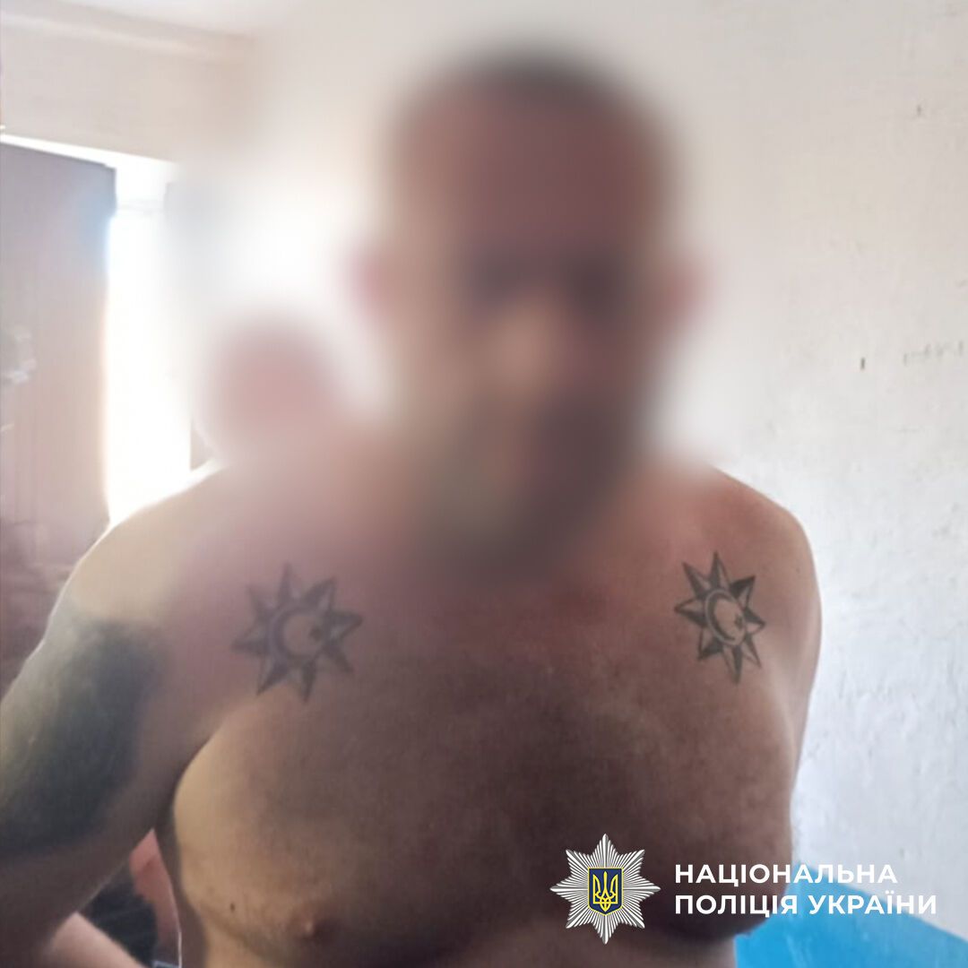 На Кіровоградщині затримали банду, яка труїла громадян, викрадала гроші і вимагала неіснуючі борги: від її дій постраждали військові та цивільні. Фото