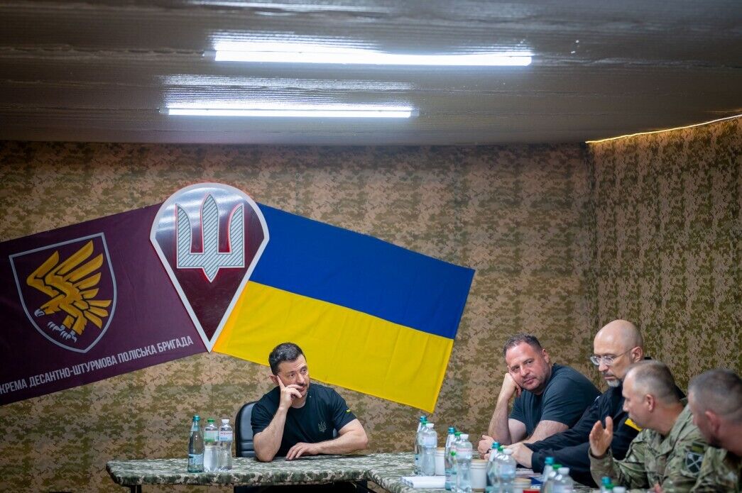 "Працюємо над зміцненням оборони": Зеленський розкрив деталі важливої наради, яку провів на Сумщині. Відео