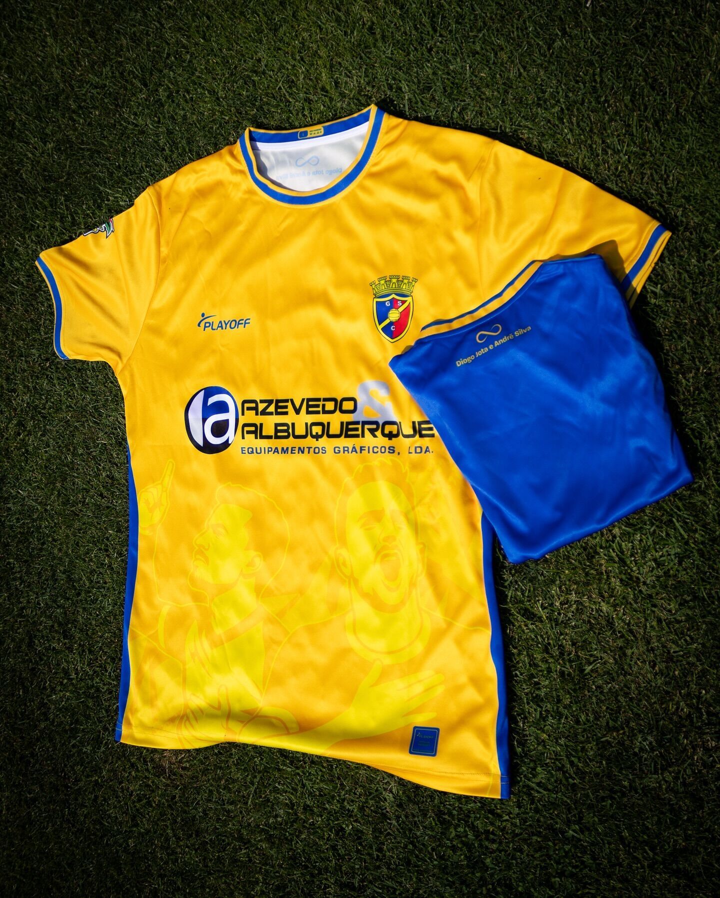 Португальський клуб "українською" формою вшанував пам'ять загиблого футболіста Діогу Жоти. Фотофакт