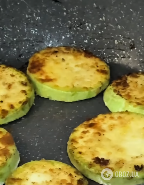 Тушковані кабачки в оксамитовому соусі: значно кращі за смажені