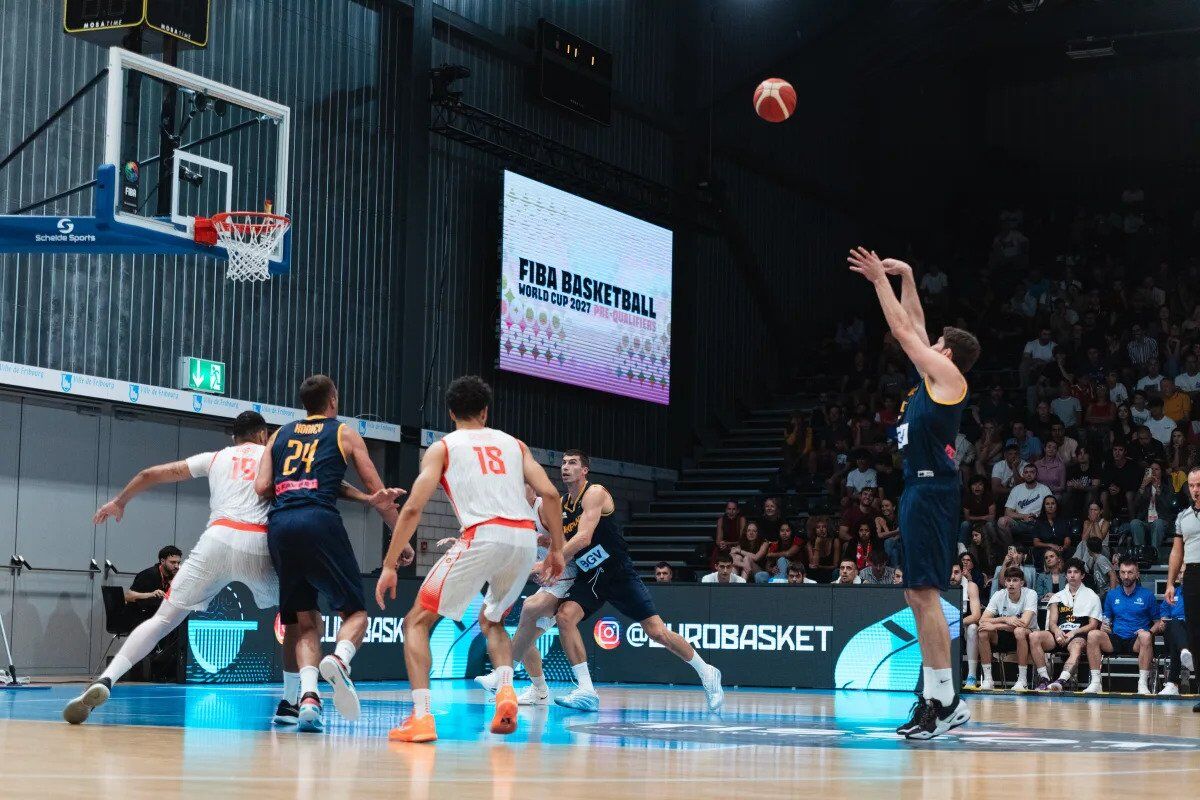 Сборная Украины с поражения стартовала в пре-квалификации к ЧМ-2027 по баскетболу, пропустив за 0,6 секунды до сирены