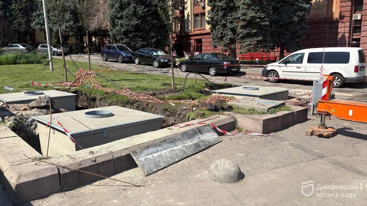 В Днепре расширили сеть подземных мусорных контейнеров