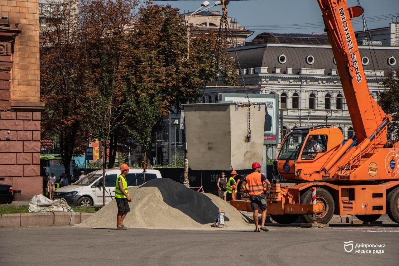 В Днепре расширили сеть подземных мусорных контейнеров
