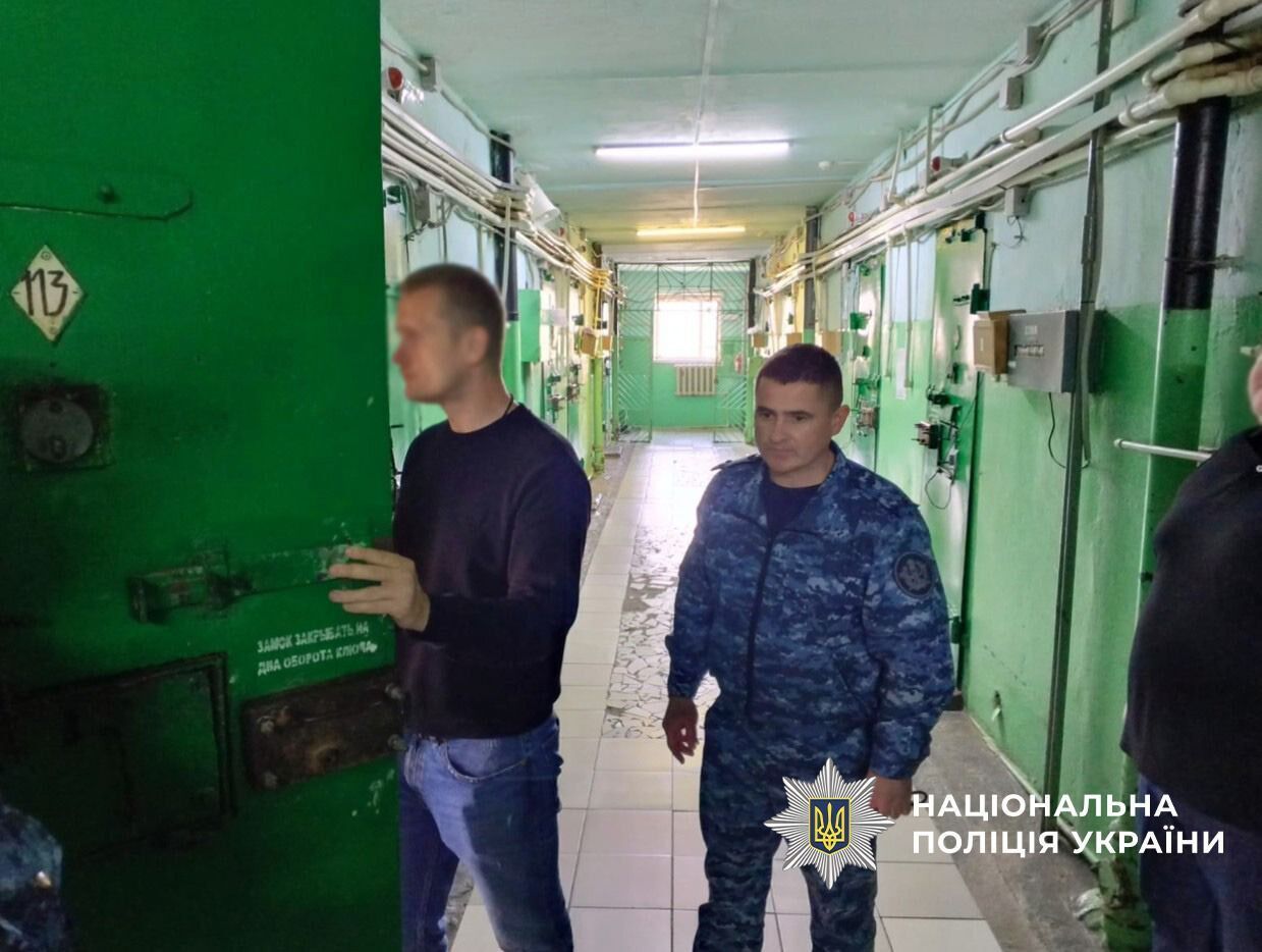 Причастен к репрессиям: следователи сообщили о подозрении экс-начальнику следственного изолятора в Таганроге, где пытали украинскую журналистку