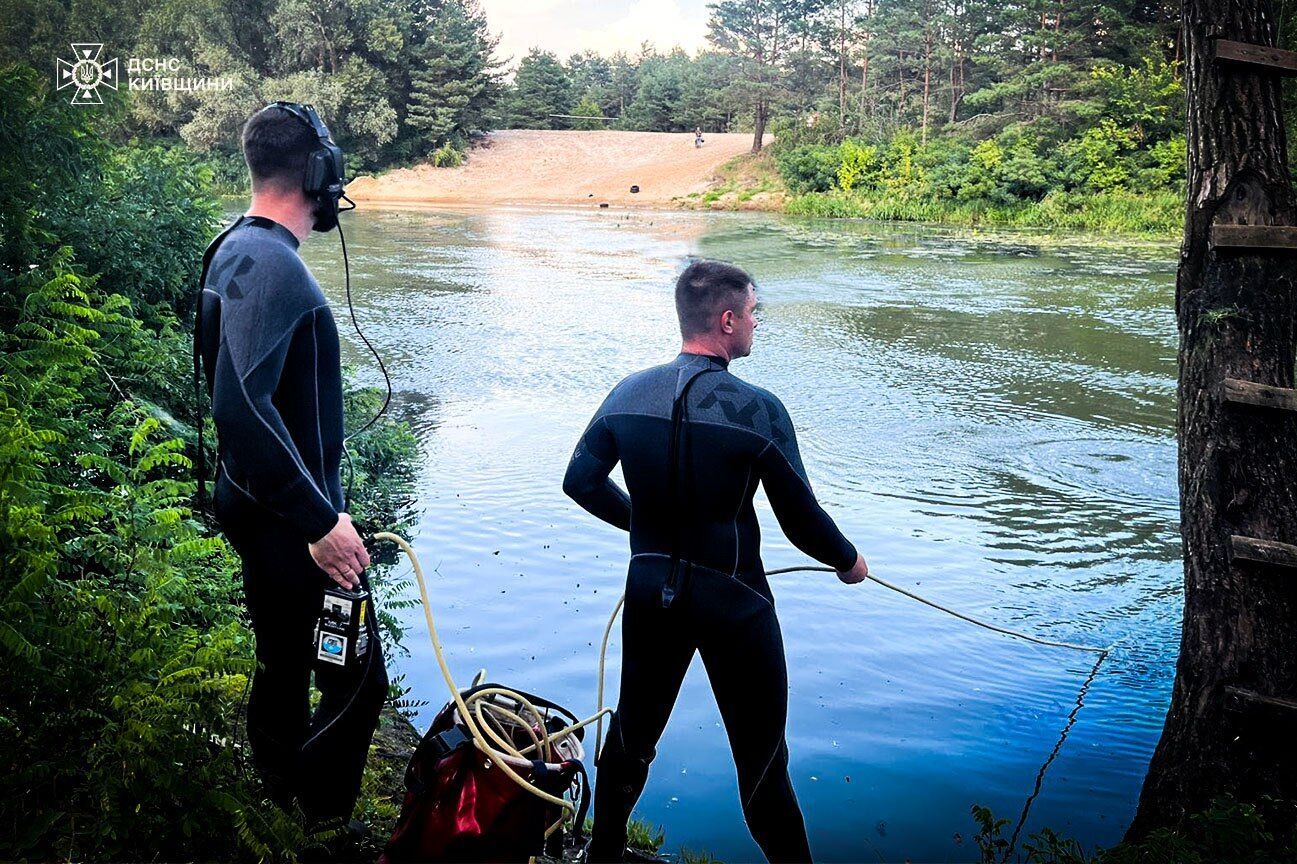 Під Києвом розваги на воді закінчились трагедією. Подробиці, фото та відео