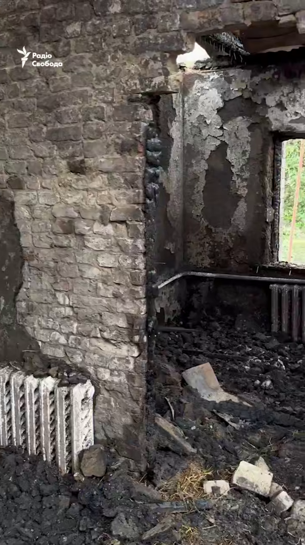 "Взрывов было много, стекло везде": появилось новое видео последствий атаки РФ на Днепр и рассказ очевидицы