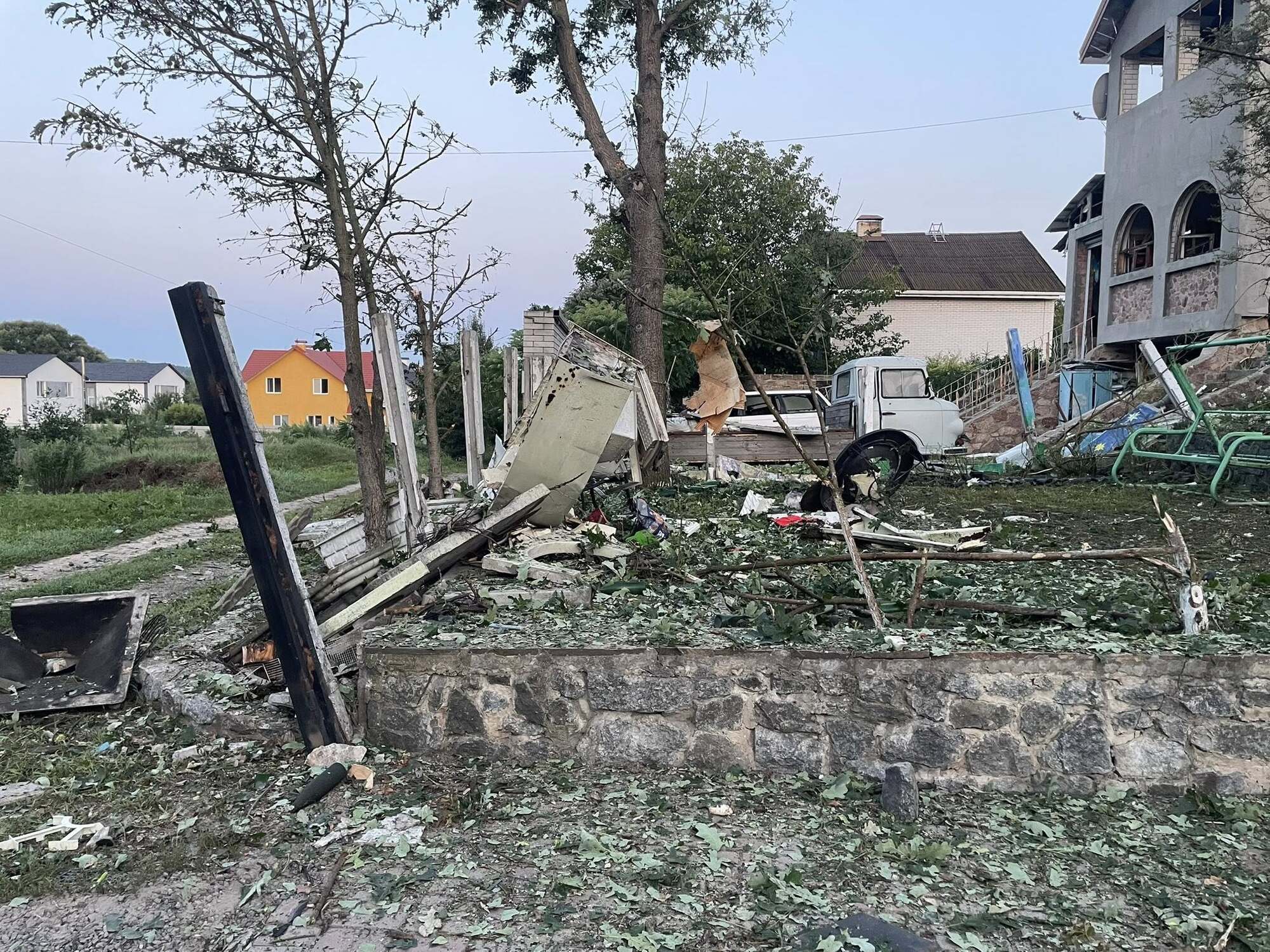 Дом ресторатора Сичкарь был поврежден в результате российской атаки на Киевщину. Фото