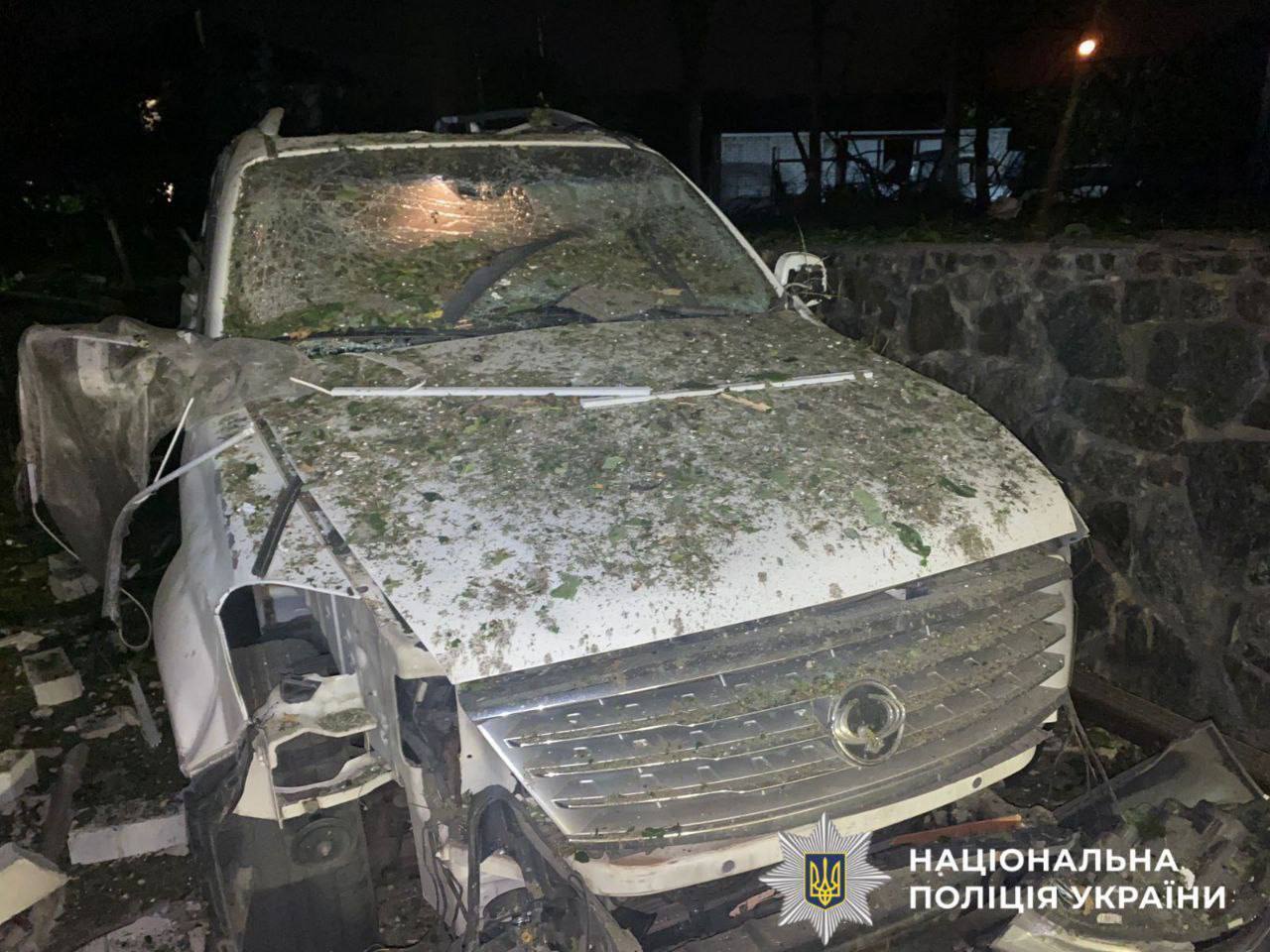 Оккупанты атаковали Киевскую область дронами: произошли пожары, есть пострадавшие. Фото и видео