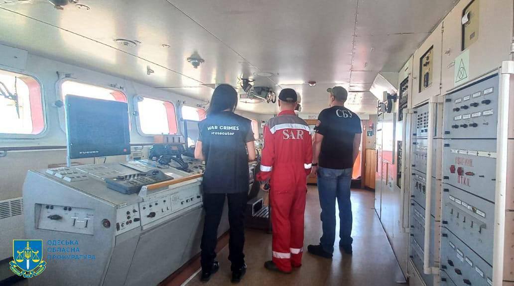 Отдал приказ захватить украинское спасательное судно: одесские следователи сообщили о подозрении адмиралу Черноморского флота РФ. Фото