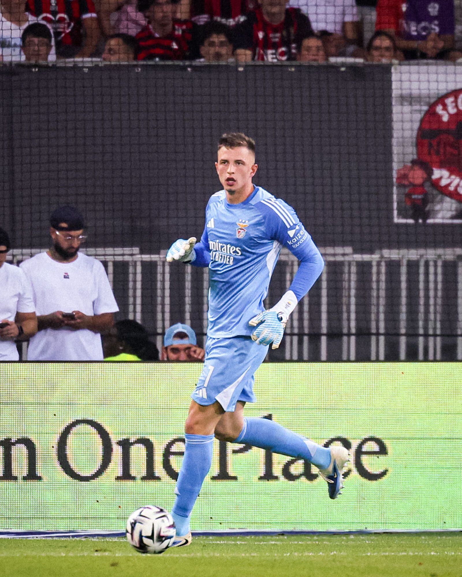 "Динамо" бьется за дефицитные путевки в Лигу чемпионов. А кто уже там и почему Англия так счастлива