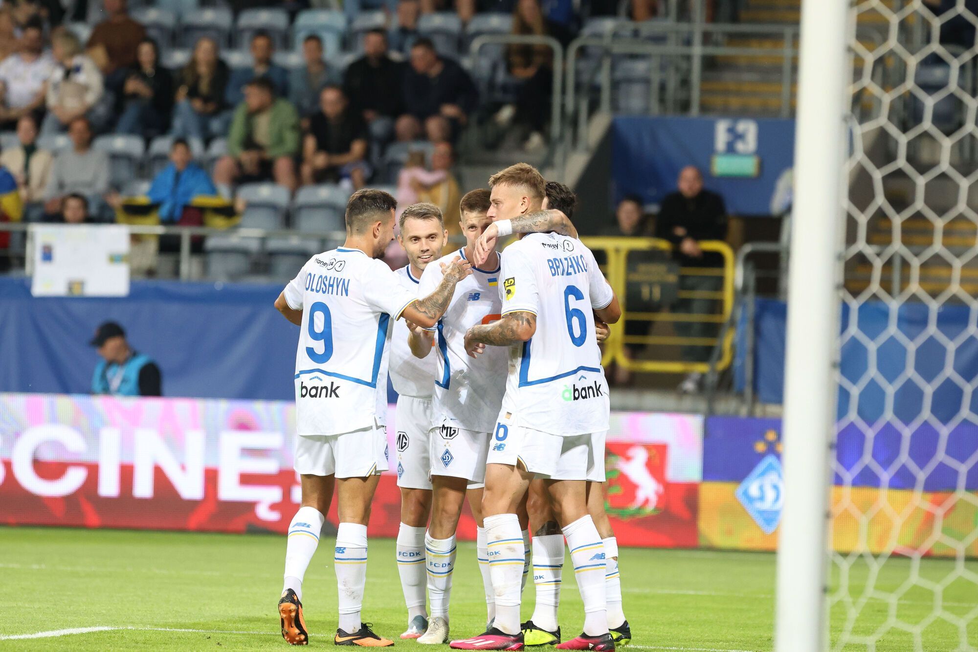 "Динамо" бьется за дефицитные путевки в Лигу чемпионов. А кто уже там и почему Англия так счастлива