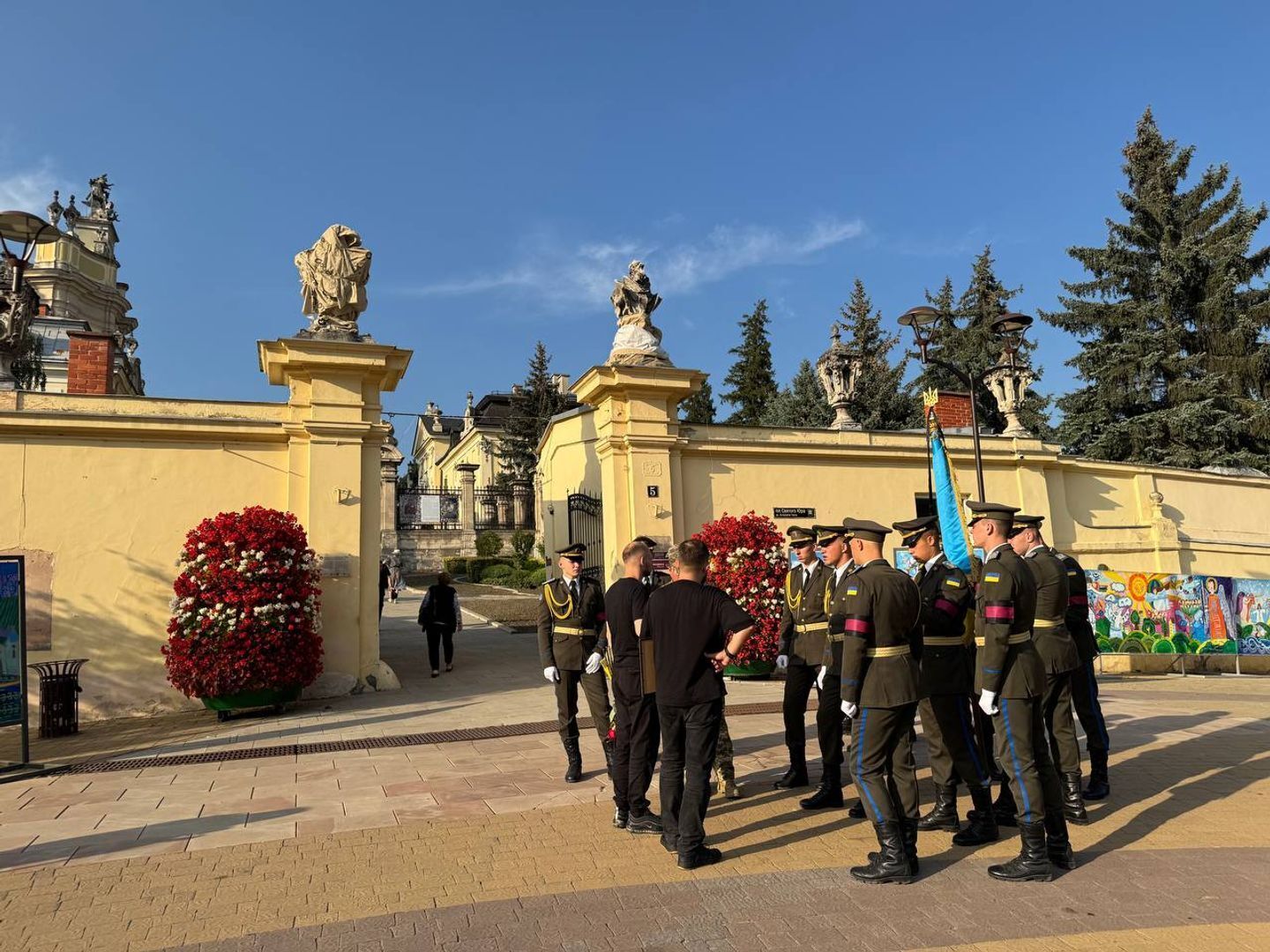 Во Львове прошел парастас по Андрею Парубию: когда состоится чин похорон