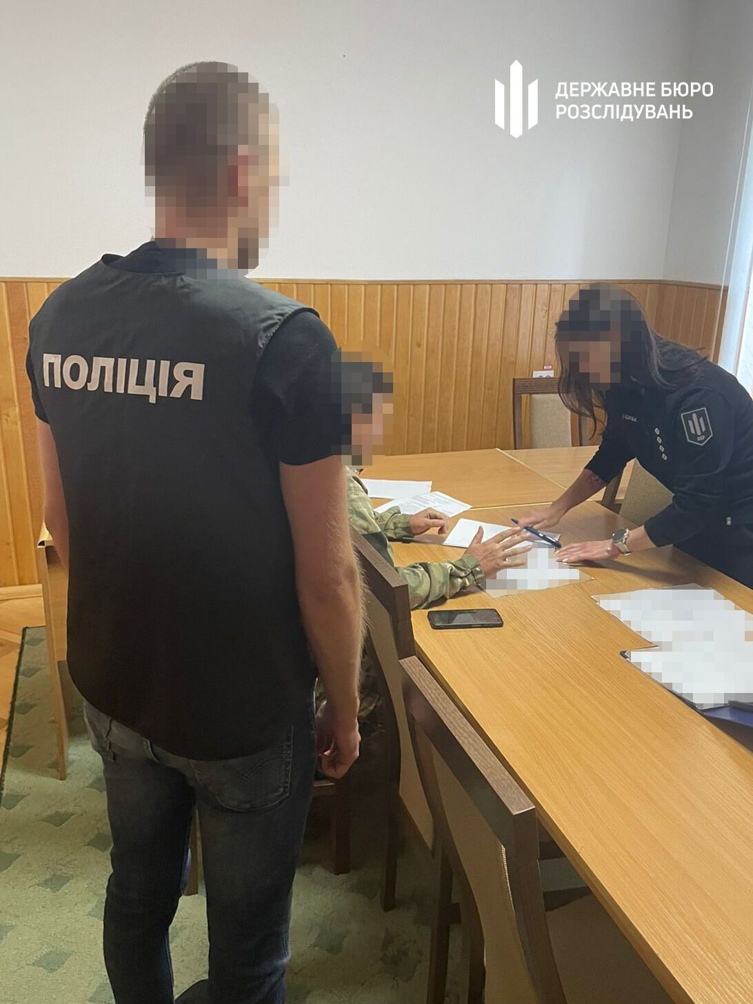 В лесхозе на Киевщине массово вырубали деревья