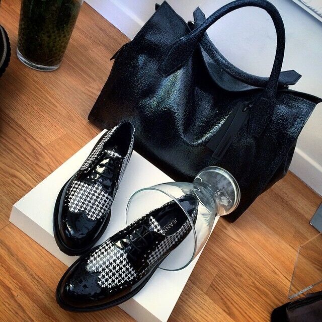 Балетки виходять із моди: яке взуття стане хітом осені 2025